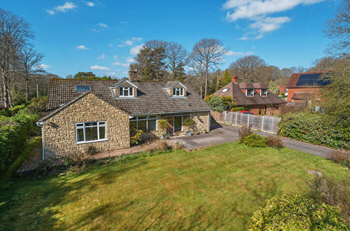 5 Bedroom Detached House For Sale In Durfold Wood, Plaistow, Billingshurst, West Sussex, RH14