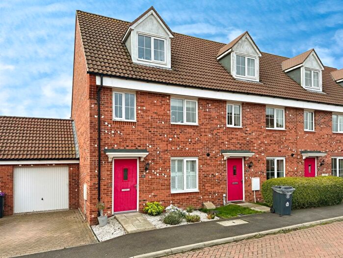 3 Bedroom End Terrace House For Sale In Great Leighs, Bourne, PE10