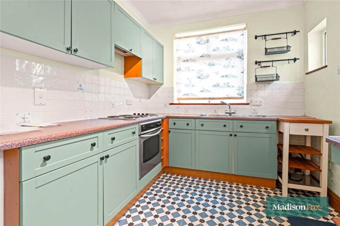 2 Bedroom Bungalow For Sale In Ashley Avenue, Ilford, IG6
