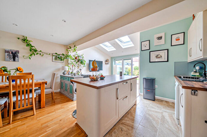 4 Bedroom Terraced House For Sale In Lexden Road, Mitcham, CR4