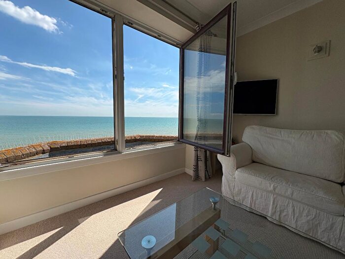 2 Bedroom Flat For Sale In The Marina, Deal, Kent, CT14