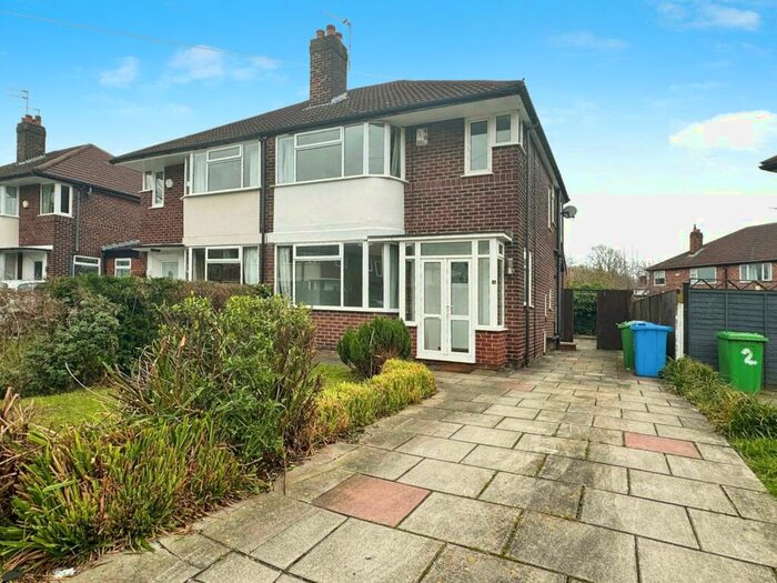 3 Bedroom Semi-Detached House To Rent In Lynway Drive, Didsbury, Manchester, M20