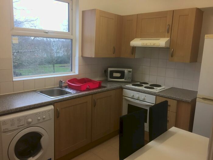 1 Bedroom Flat To Rent In Hornsey Road, Holloway, Islington, North London, N7