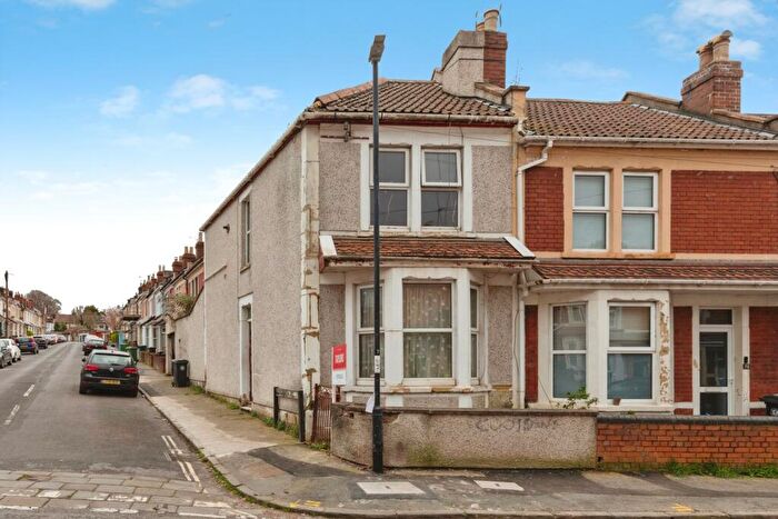 3 Bedroom End Of Terrace House For Sale In Sandholme Road, Brislington, Bristol, BS4