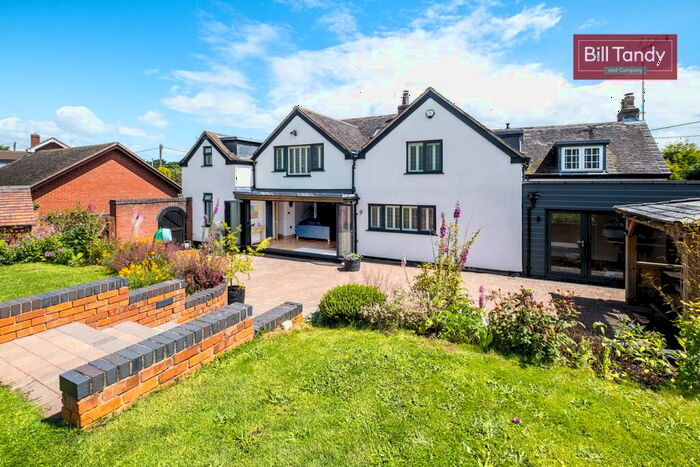 5 Bedroom Detached House For Sale In School Lane, Hopwas, Tamworth, B78