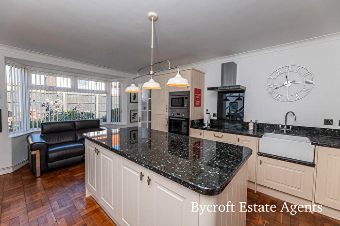 3 Bedroom Detached House For Sale In Beach Road, Gorleston, NR31