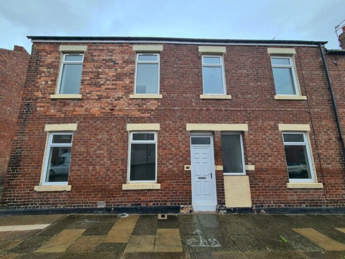 2 Bedroom House To Rent In Laet Street, North Shields, NE29