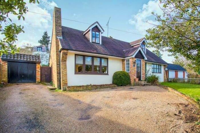 4 Bedroom Detached House To Rent In High Street, Sunningdale, Berkshire, SL5