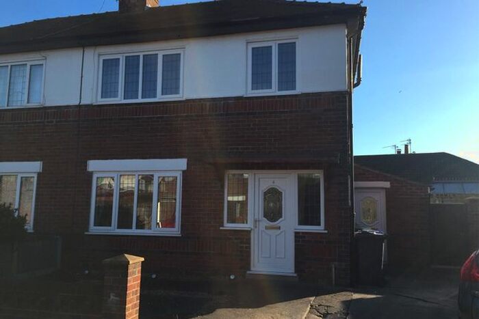 3 Bedroom Semi-Detached House To Rent In Maple Avenue, Thornton-Cleveleys, FY5