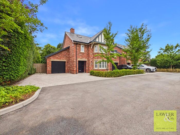 4 Bedroom Detached House For Sale In Clifford Road, Poynton, Stockport, Cheshire, SK12