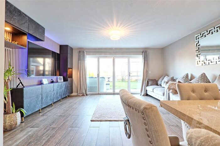 3 Bedroom Semi-Detached House For Sale In Elm Way, Latchingdon, Chelmsford, Essex, CM3