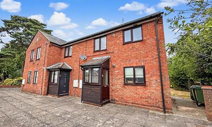1 Bedroom Maisonette For Sale In Rowhedge Road, Colchester, CO2