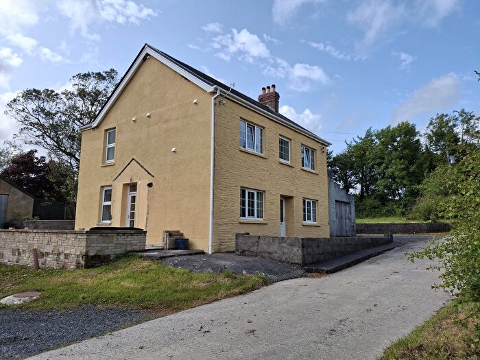 4 Bedroom Detached House To Rent In Llysonnen Road, Carmarthen, Carmarthenshire, SA33
