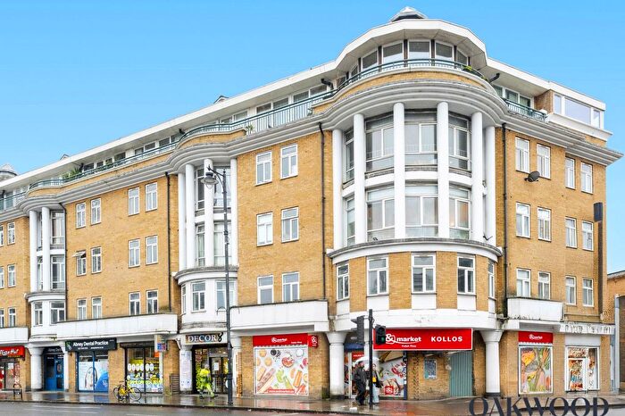 1 Bedroom Flat For Sale In Abney Park Court, High Street, Stoke Newington, N16