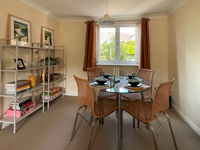 2 Bedroom Flat For Sale In Darran House, Golden Mile View, Newport, NP20