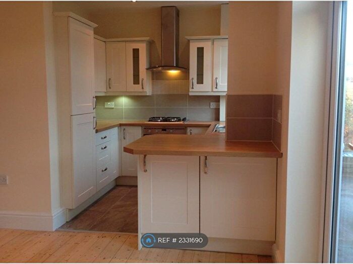 3 Bedroom Semi-Detached House To Rent In Hodges Street, Wigan, WN6