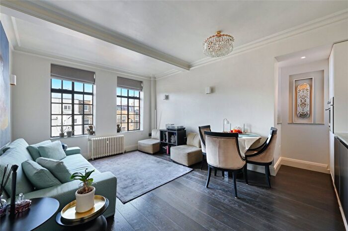 1 Bedroom Flat For Sale In Hallam Street, London, W1W
