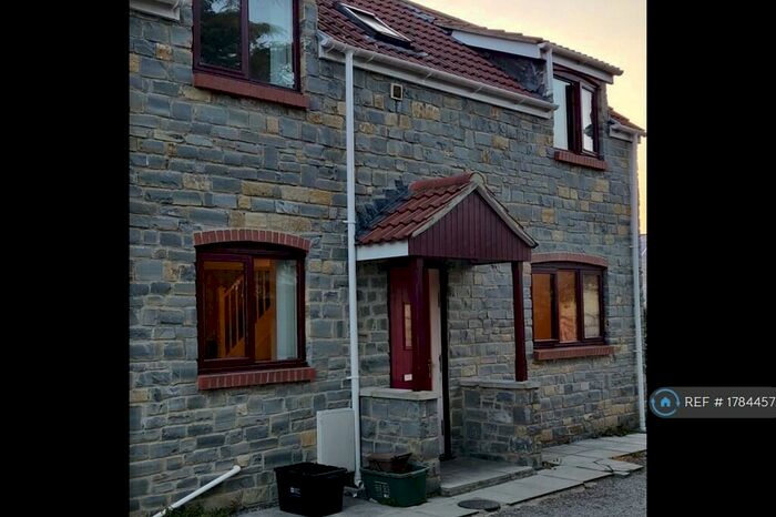 2 Bedroom End Of Terrace House To Rent In Temperance Terrace, Street, BA16