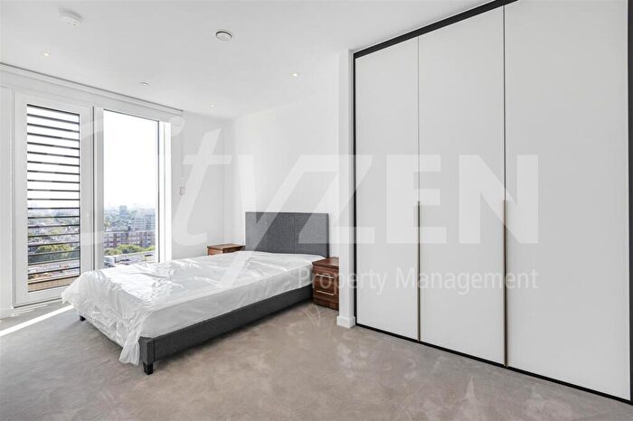 1 Bedroom Flat To Rent In Bouchon Point, Cendal Crescent, London, E1