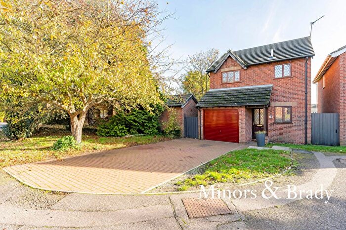 3 Bedroom Detached House To Rent In Hogarth Close, Bradwell, NR31