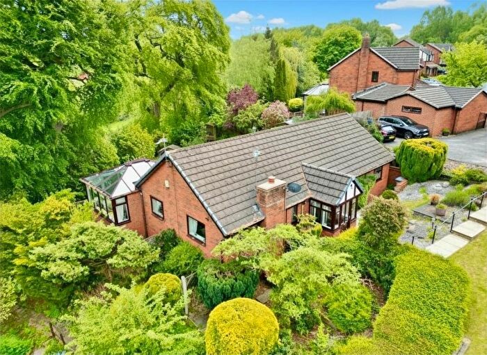 3 Bedroom Detached Bungalow For Sale In Hazelwood Close, Hyde, Greater Manchester, SK14