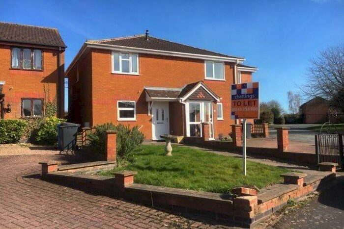 2 Bedroom Property To Rent In Moat Way, Rugeley WS15
