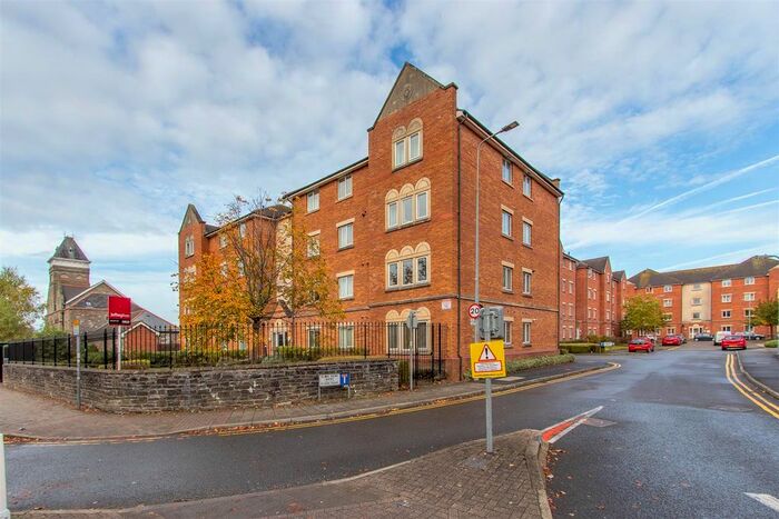 2 Bedroom Flat For Sale In Clos Dewi Sant, Canton, Cardiff, CF11
