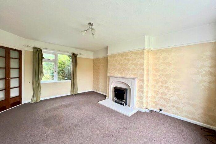 3 Bedroom Terraced House To Rent In Beeston, Nottingham, NG9