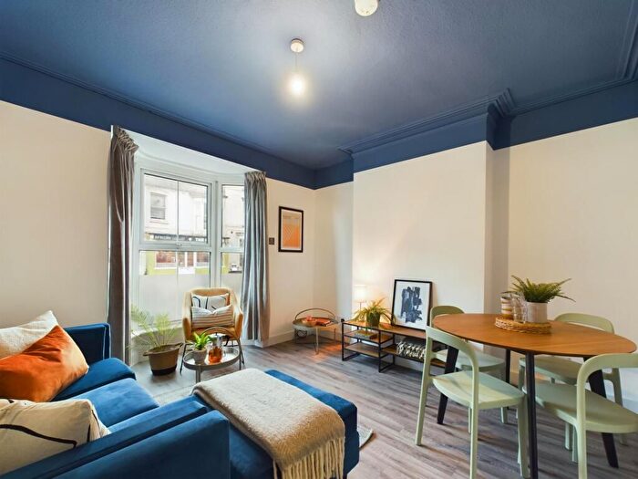 6 Bedroom Flat To Rent In Monks Road, Lincoln, LN2