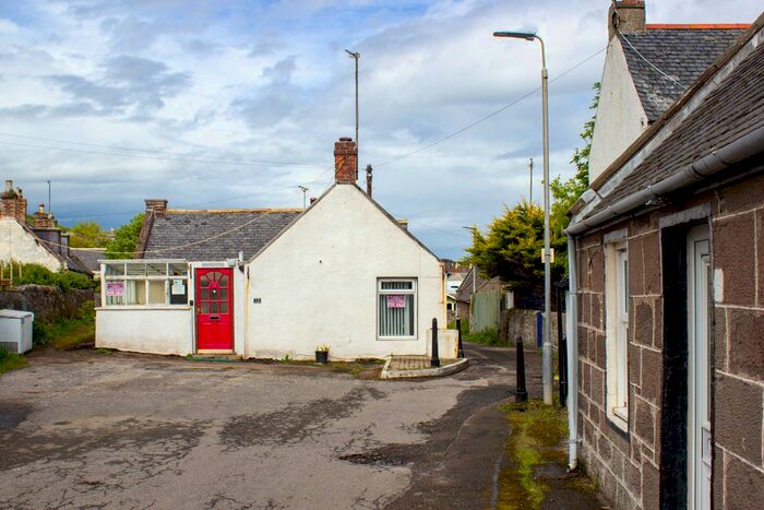 2 Bedroom Cottage For Sale In South Street, Johnshaven, DD10