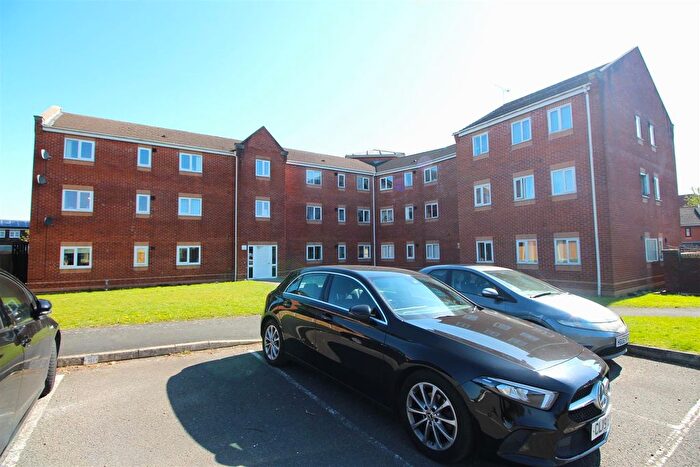 2 Bedroom Flat For Sale In Elizabeth Street, Manchester, M8