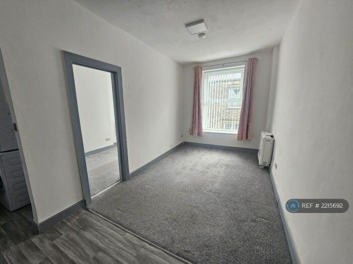1 Bedroom Flat To Rent In Schofield Street, Waterfoot, Rossendale, BB4