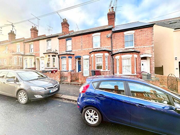 2 Bedroom Terraced House To Rent In Shaftesbury Road, Reading, Berkshire, RG30