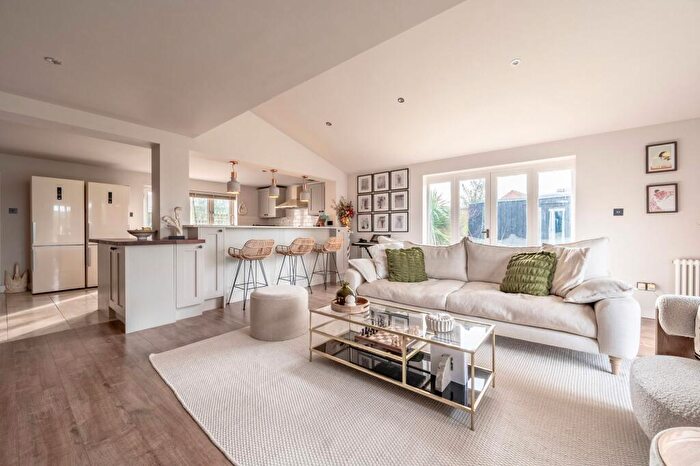 4 Bedroom Cottage For Sale In High Street, Ludham, NR29