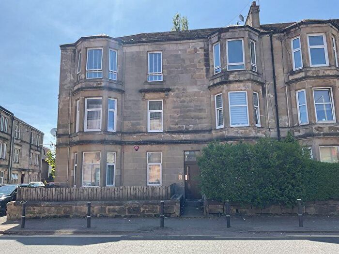 2 Bedroom Flat To Rent In Seedhill Road, Paisley, PA1