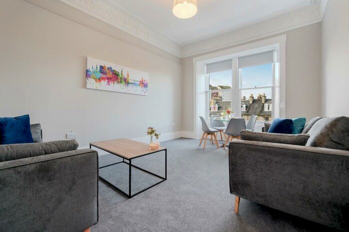 4 Bedroom Flat To Rent In Crighton Place, Leith Walk, Edinburgh, EH7