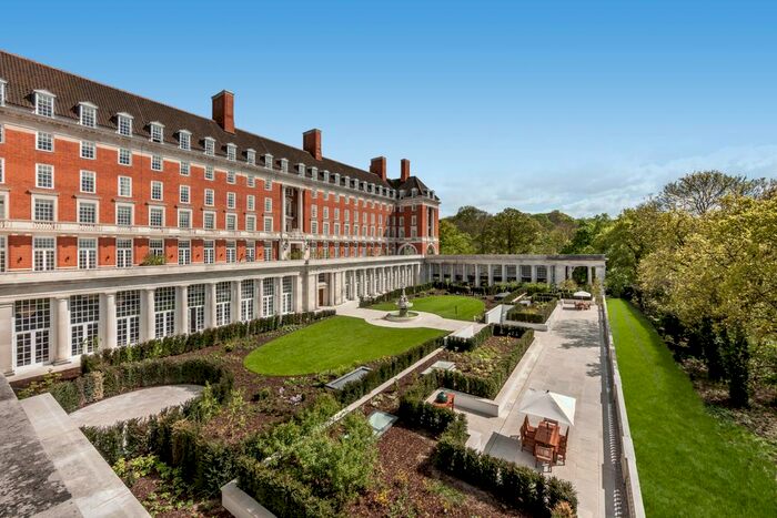 2 Bedroom Flat To Rent In Star Amp; Garter House, Richmond Hill, TW10