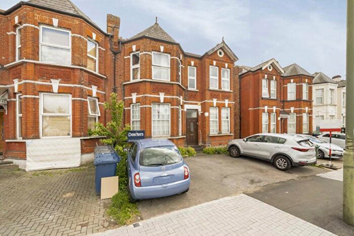 1 Bedroom Flat To Rent In Station Road, London, NW4