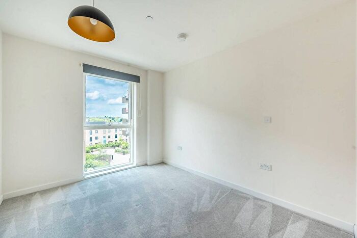 2 Bedroom Flat To Rent In Eastman Village, Harrow, HA1