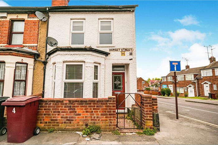 3 Bedroom Terraced House To Rent In Dorset Street, Reading, RG30