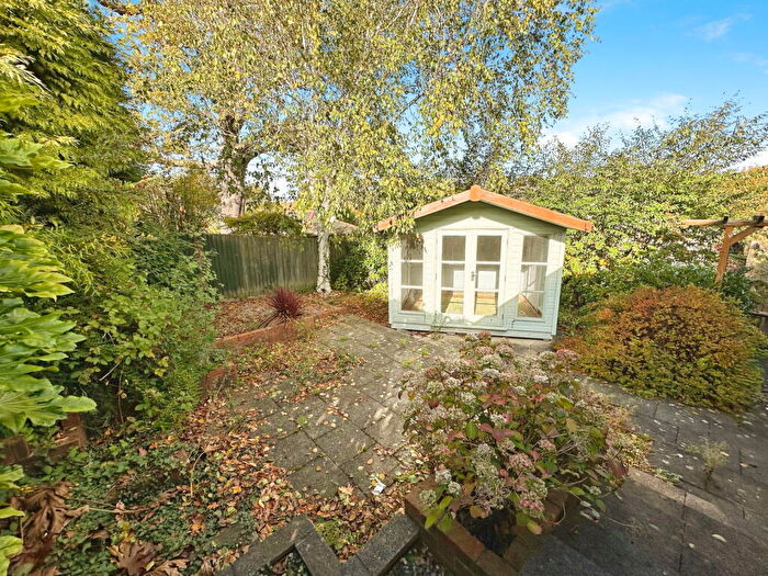 2 Bedroom Detached Bungalow For Sale In Bracken Hill, Leicester, LE6