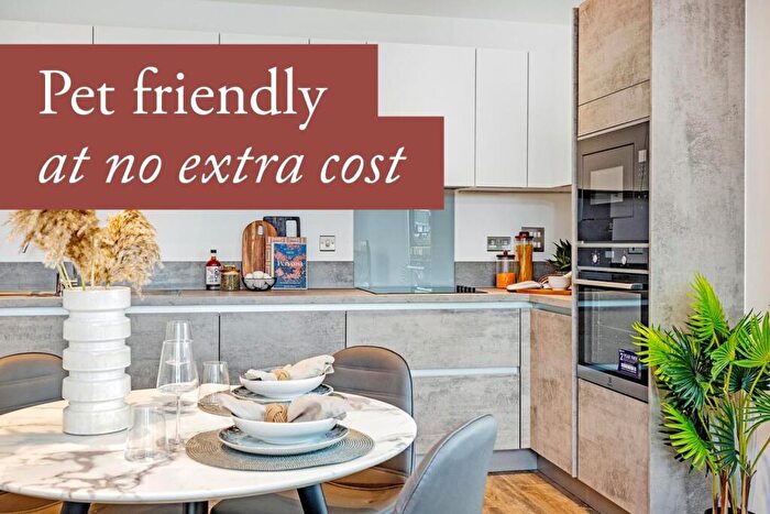 2 Bedroom Apartment To Rent In Bed, Th Floor, Egret, The Halcyon In Fresh Wharf, IG11