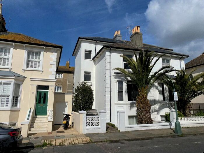 1 Bedroom Apartment To Rent In Hova Villas, Hove, BN3