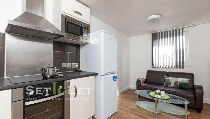 4 Bedroom Block Of Apartments For Sale In Wilberforce Road, Leicester, LE3