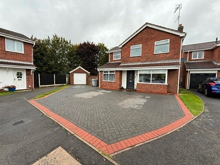 3 Bedroom Detached House To Rent In The Heathers, Newark, NG22
