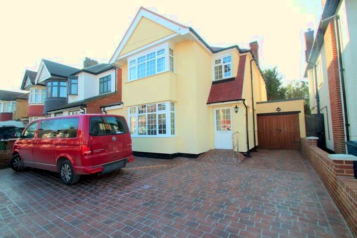 3 Bedroom Detached House To Rent In Lancaster Road, Harrow, HA2