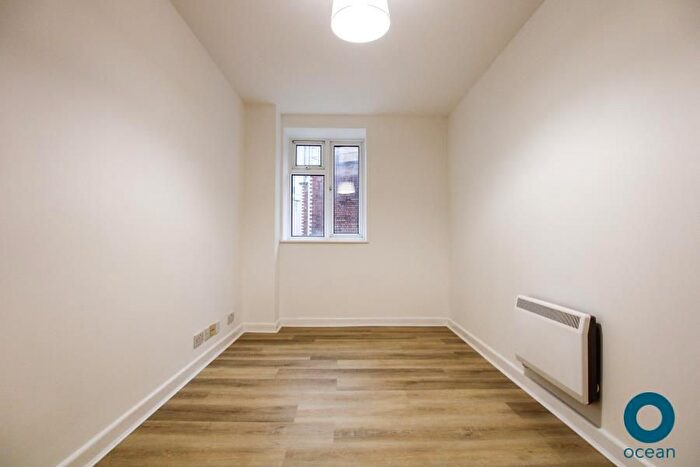 2 Bedroom Flat To Rent In Baldwin Street, Bristol, BS1