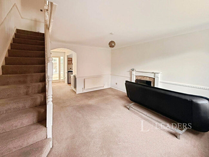 3 Bedroom Semi-Detached House To Rent In Potts Close, Kenilworth, CV8