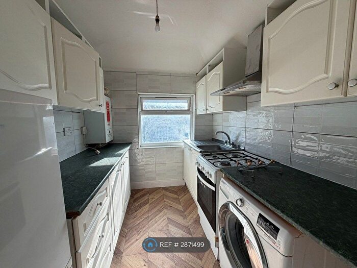 1 Bedroom Maisonette To Rent In Allenby Road, Southall, UB1