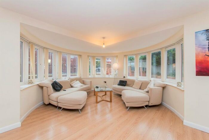 2 Bedroom Flat To Rent In Pickering Place, Carrville, Durham, DH1